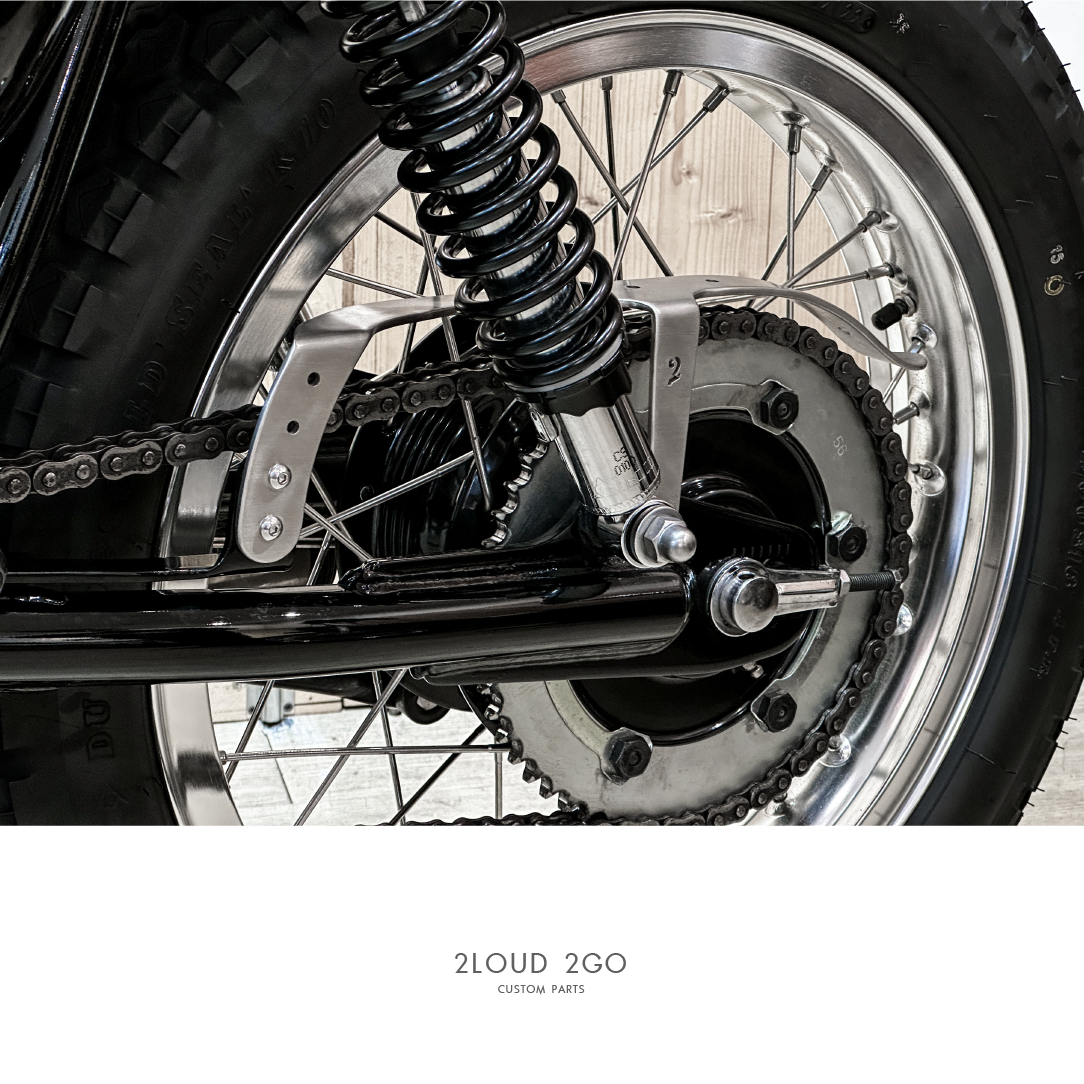 2LOUD Custom|YAMAHA SR400 鏈條蓋 白鐵