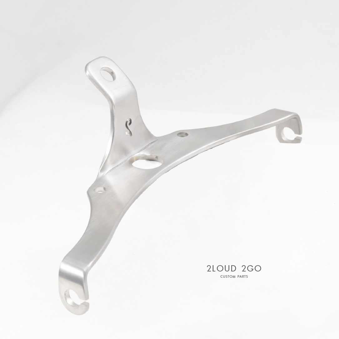 SUZUKI TU250 HEADLIGHT INCLUDING DIRECTION LIGHT BRACKET